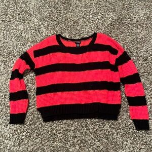 Rue 21 juniors size large sweater